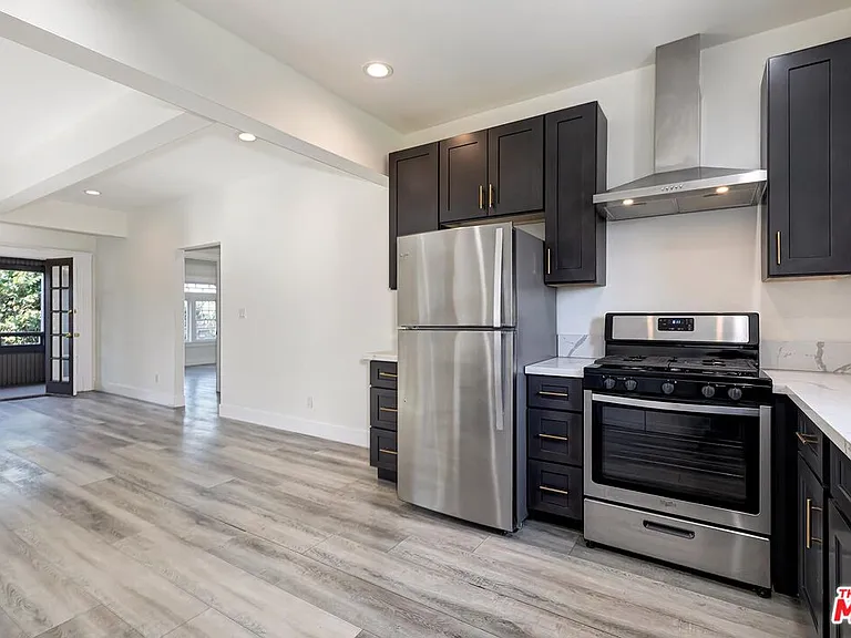 1054 Maine Ave #1054 — Photo 16