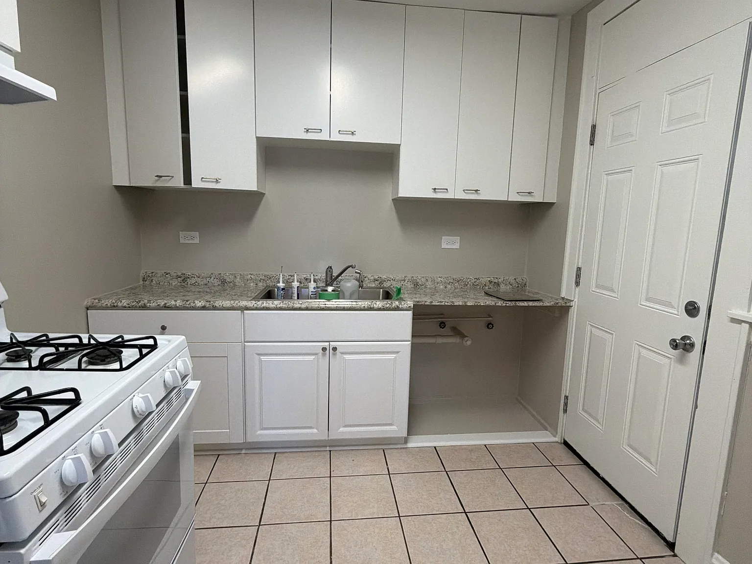 1 bed, 600 sqft, $1,200 — Photo 2