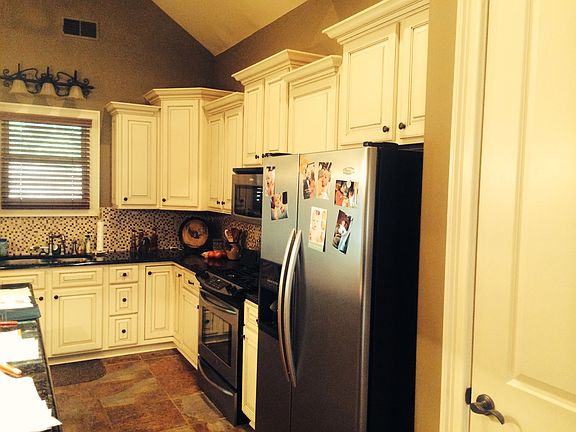 3rd image of 205 Sienna Ln
