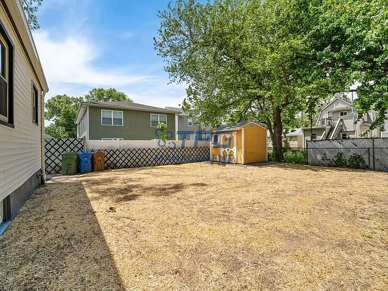 813 Union St — Photo 3