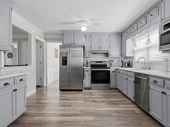 5th image of 5004 Edith Dr