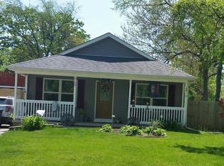 5109 Maplehill Dr, Mccullom Lake, IL 60050