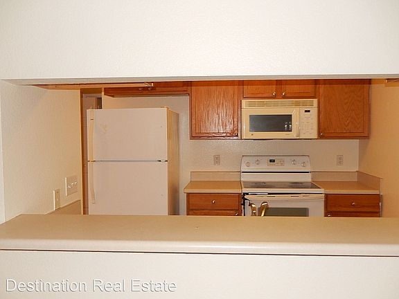 2nd image of 2740 W Tharpe St APT 106