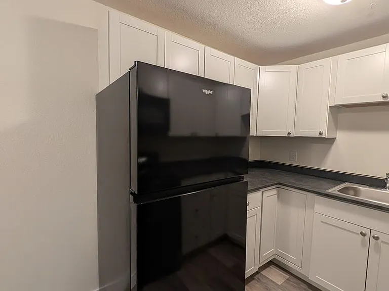 412 N Rouse Ave #A-H — Photo 11