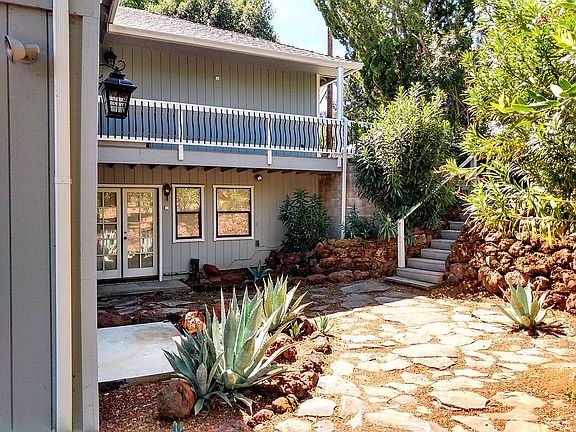 4th image of 3333 Riviera West Dr