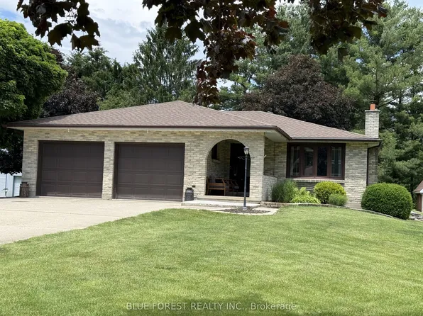 2362 Slo Pitch Rd, Thames Centre, ON N0L 2B0