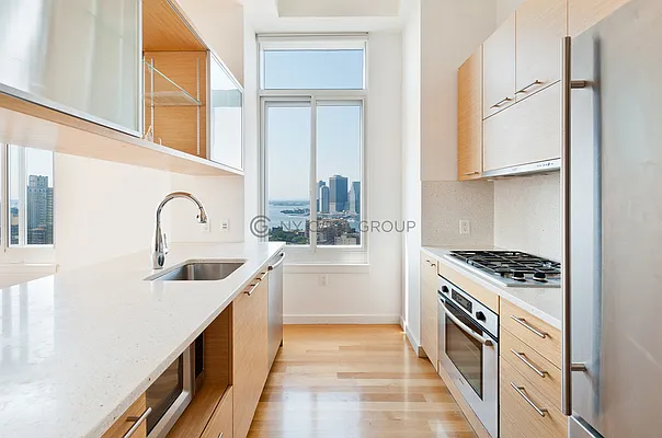 Rented by NY Casa Group | media 46