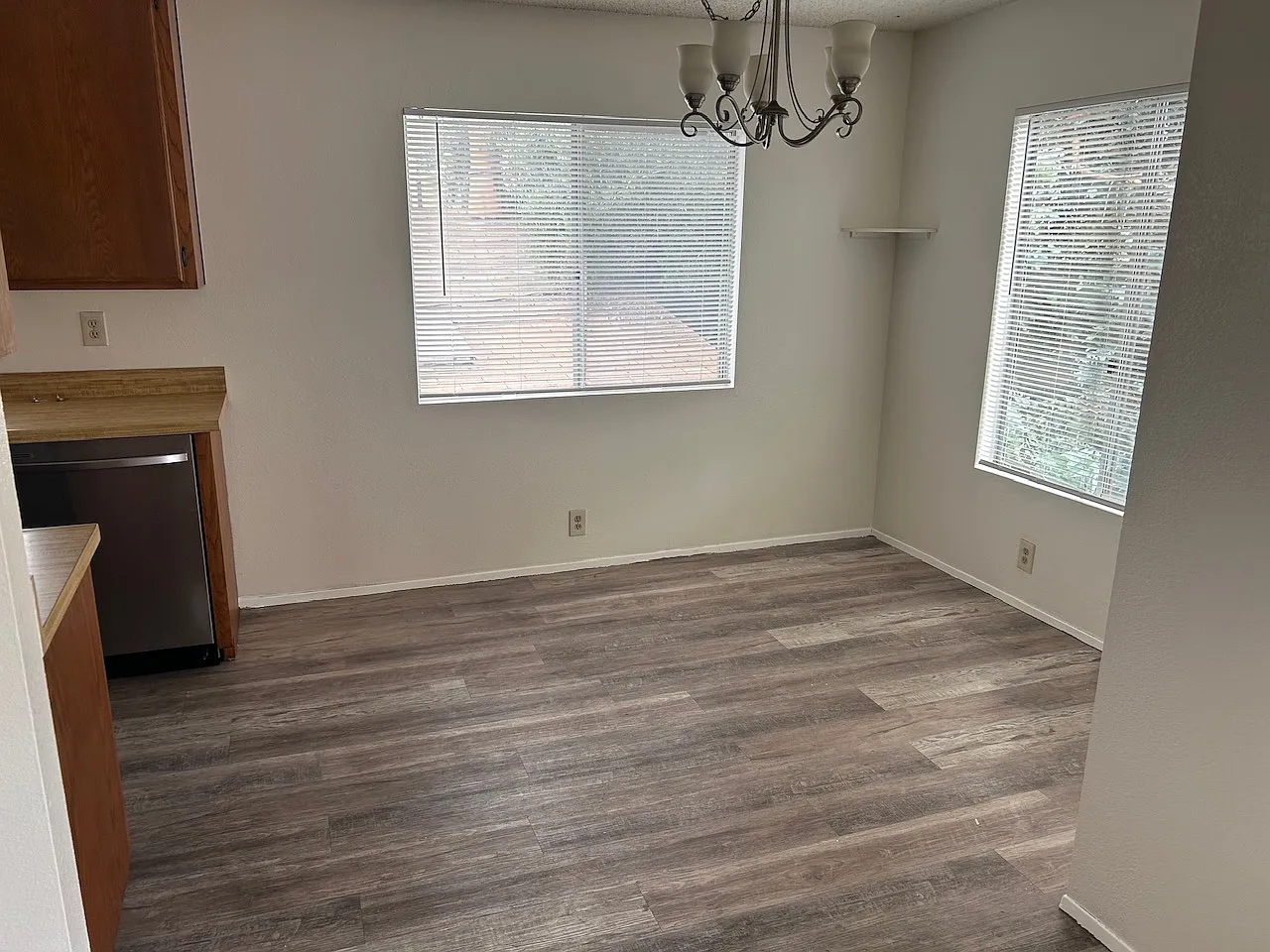 2 bed, 1000 sqft, $3,450 — Photo 3