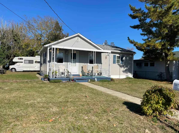 31 Nevada Ave, Villas, NJ 08251