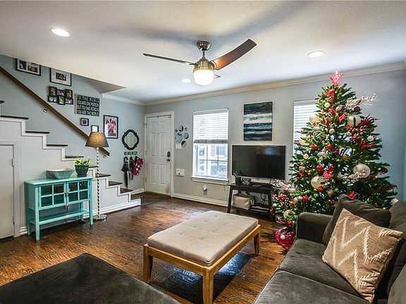 4th image of 4723 Bradford Dr #4723A