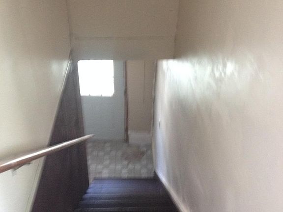 2nd image of 23 1/2 Shaver St
