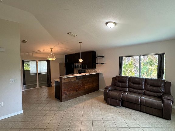 2nd image of 119 Espanola Dr #119