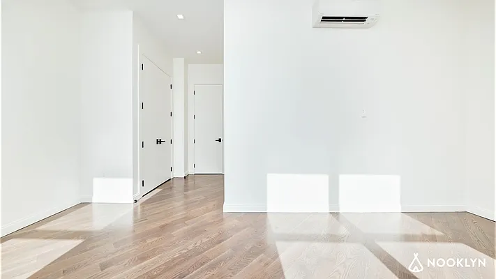Rented by Nooklyn NYC LLC | media 26