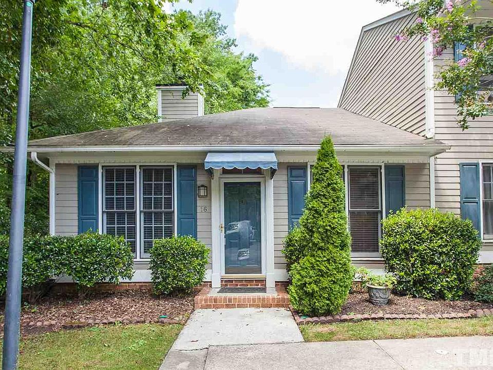 1st image of 16 Forest Oaks Dr #16