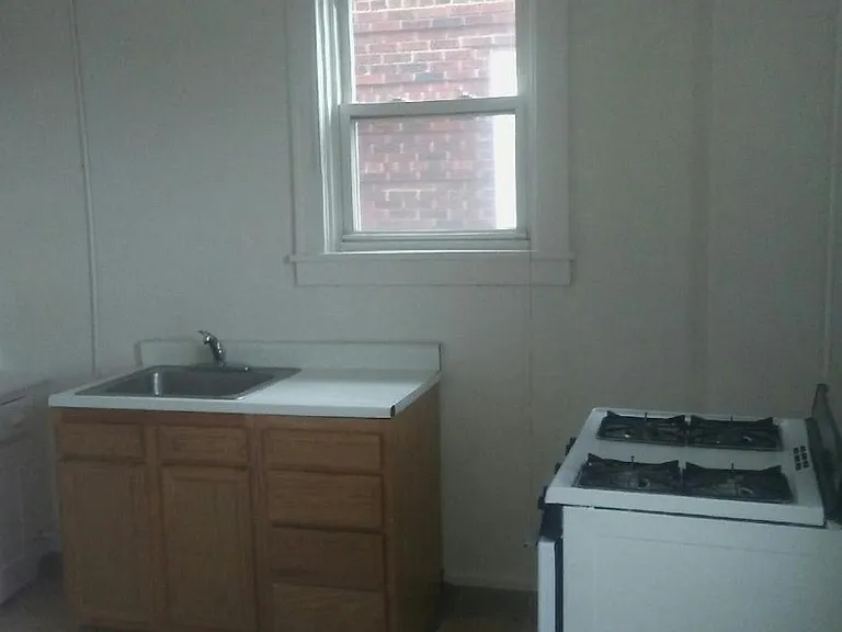 2116 Bedford Ave #1 — Photo 15