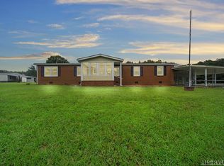 104 Henry Rd, Jarratt, VA 23867