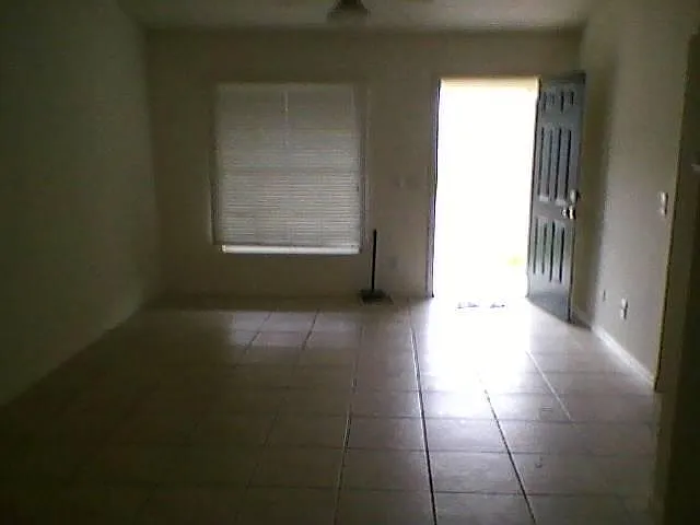 1700 SW 108th Ln — Photo 3