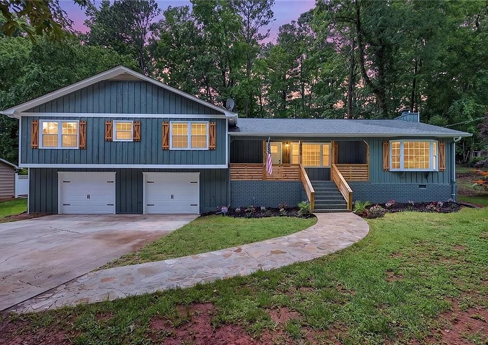 1st image of 3029 Meadow Dr
