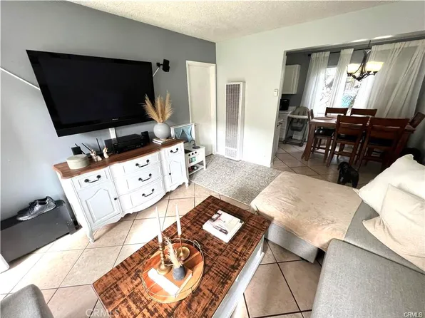 416 Orange Ave APT 4, Long Beach, CA 90802