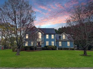 2 Claybrook Farm Rd, Medway, MA 02053