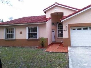 19221 Nw 89 Av, hialeah gardens, FL 33018