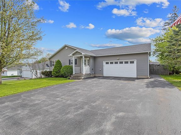 4th image of 8228 Stearns Rd