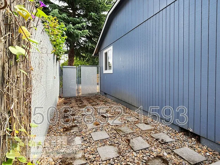 4319 SE 37th Ave — Photo 25