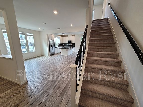 3rd image of 6033 Bardolino Pl