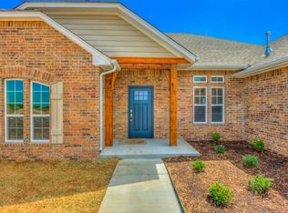 10312 Lightning Creek Dr, Yukon, OK 73099
