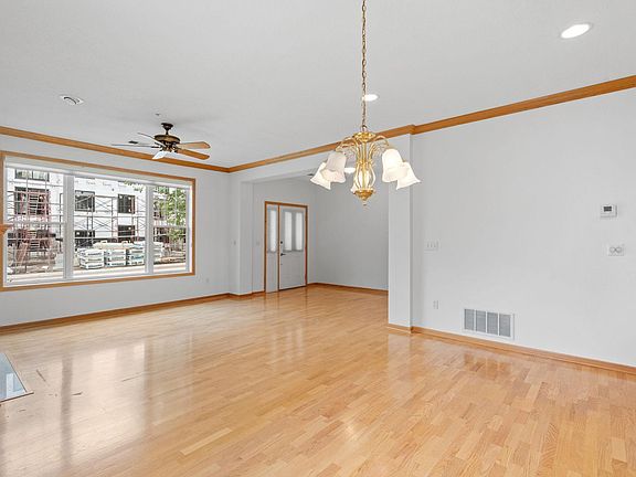 4th image of 8202 Golden Valley Rd