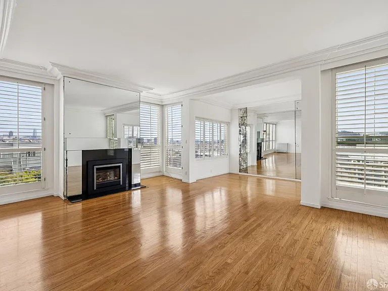 3337 Clay St #5 — Photo 3