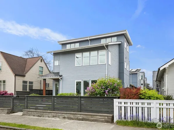 6233 Carleton Avenue S, Seattle, WA 98108
