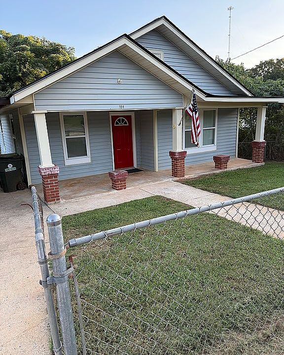 1st image of 108 Pasley St