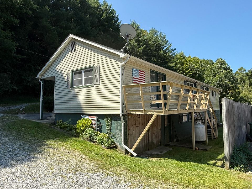 1st image of 8300 N River Rd