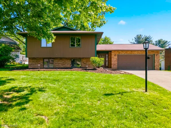 5460 Echodell Ave NW, North Canton, OH 44720
