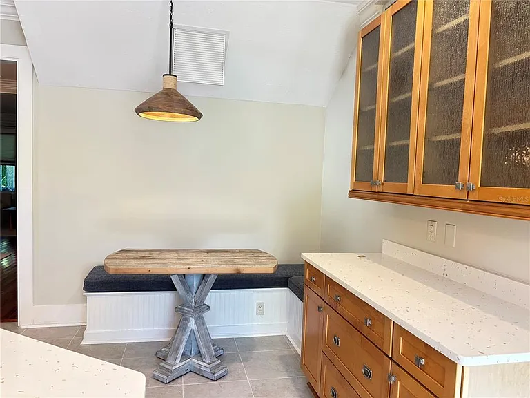 324 Julia Pl — Photo 20