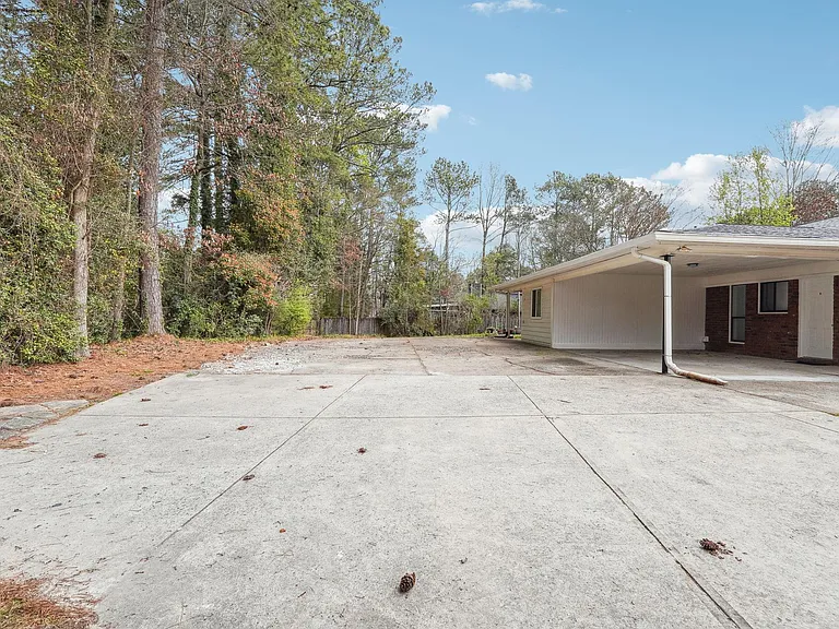 7880 Colquitt Rd — Photo 27