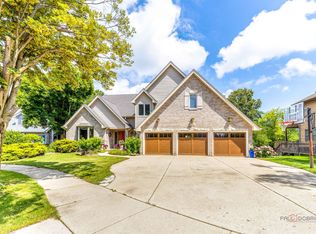 2768 Glendower Ter, Elgin, IL 60124