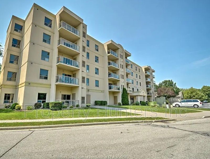 1st image of 315 Village Grove Dr Unit 407