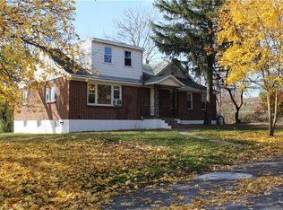 121 Luther Ave, Liverpool, NY 13088
