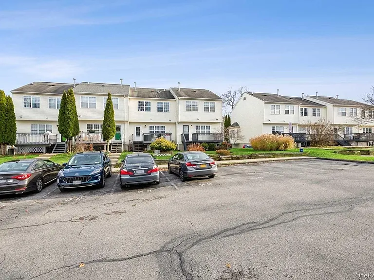 52 Schenck Ave — Photo 37