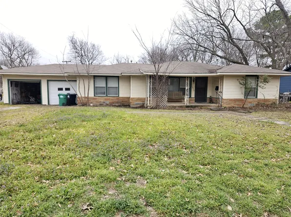 1030 Denton St, Denton, TX 76201