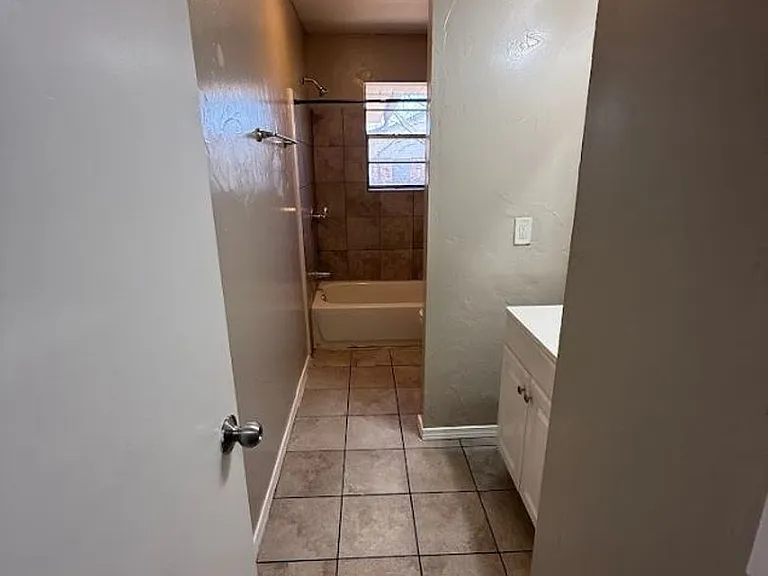 3024 Hillside Dr — Photo 13