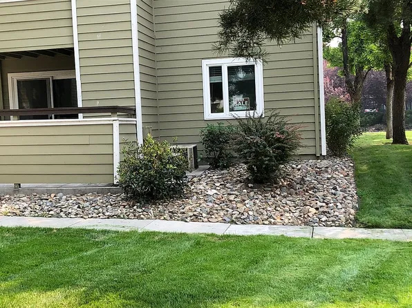 7680 Bluestone Dr, Reno, NV 89511