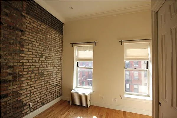 Rented by A Space Realty NY LLC | media 25