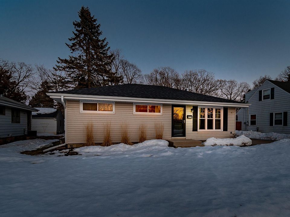 1st image of 1008 1st Ave