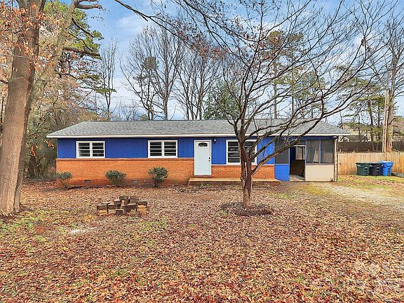2nd image of 333 S Eastway Dr
