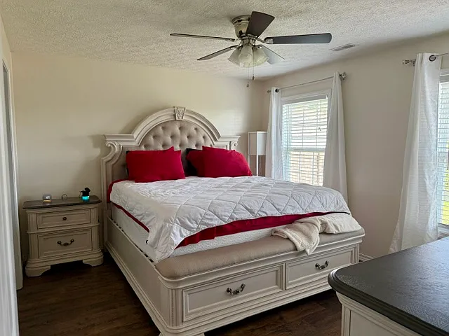 12340 Taylor Ln — Photo 4