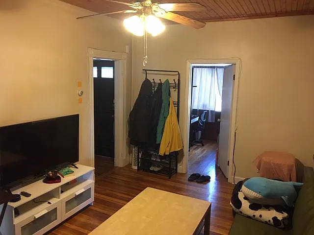 155 Pearl St #A — Photo 2