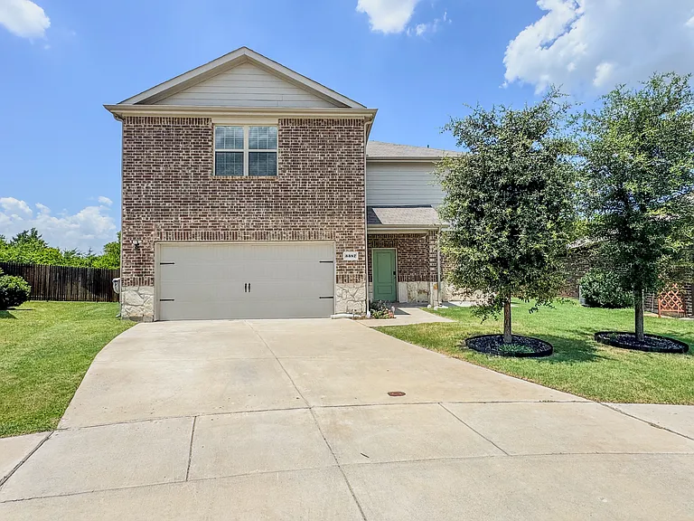 3387 Everly Dr — Photo 4